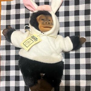 NWT 1994 Hosung Monkey‎ Hand Puppet Bunny Suit